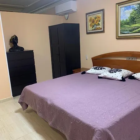 빌라 House For 아데제