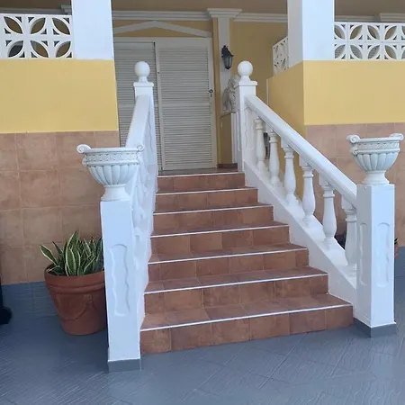 House For * 아데제